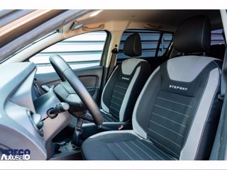 DACIA Sandero Stepway 4666942 VARCO Ford Milano 2
